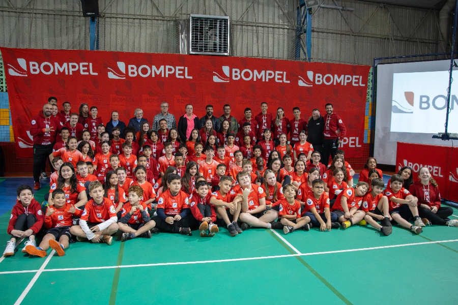 Bompel e AABT: Parceria que transforma vidas e promove o esporte em  Toledo