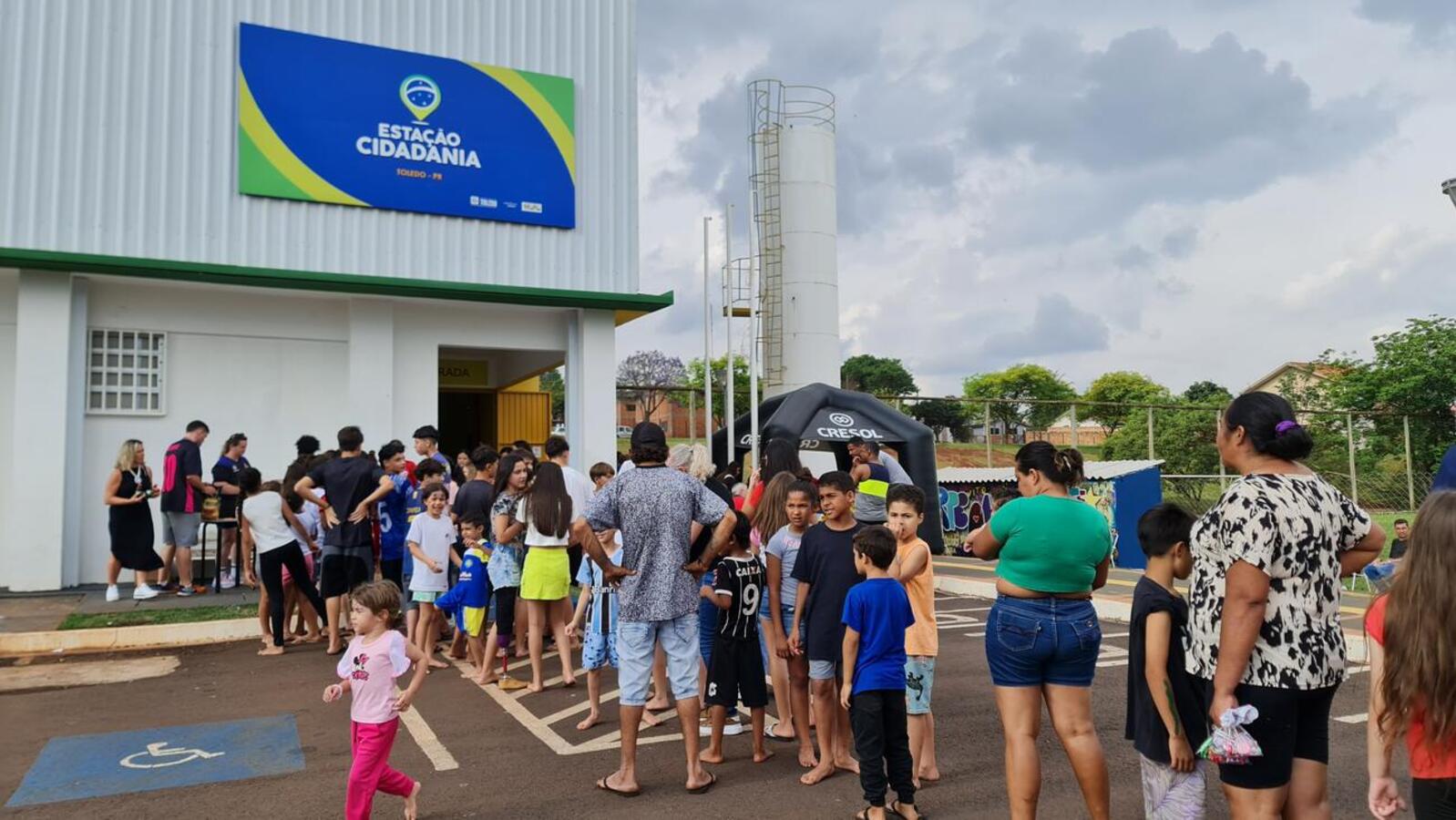 CIE comemora aniversário com festa para crianças