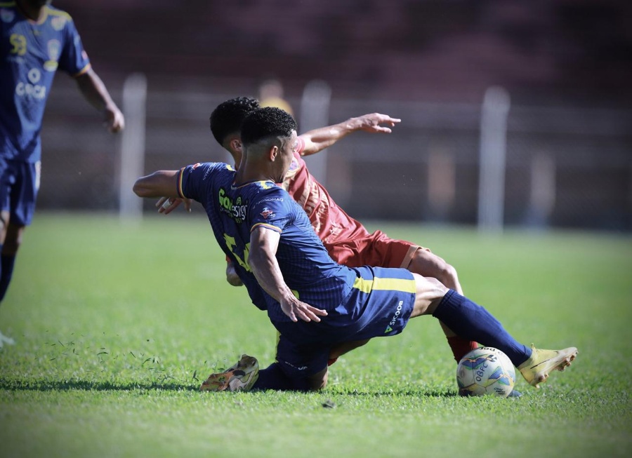 Toledo Esporte Clube derrota o Oeste Brasil FC e sai na frente no confronto das quartas-de-finais da Terceirona do Paranaense