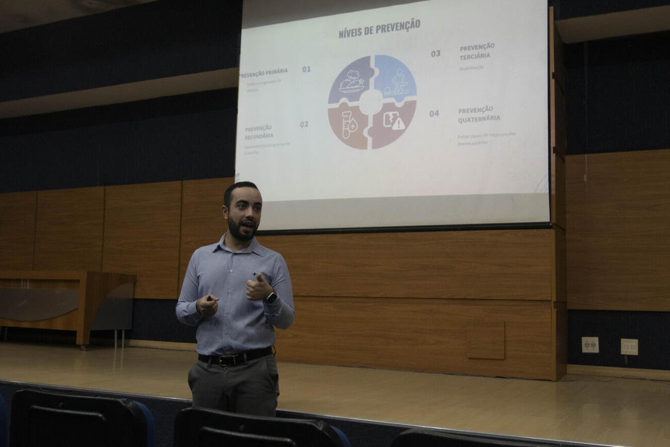 Capacitação aborda prevenção de doenças para médicos e enfermeiros de Toledo