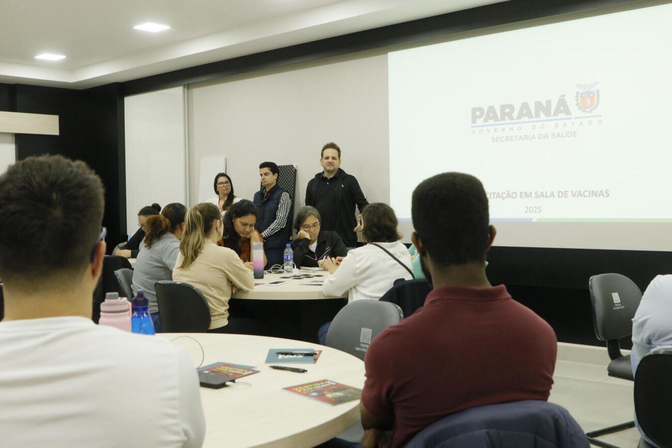 Capacitação em Sala de Vacinas reúne profissionais de Toledo e região