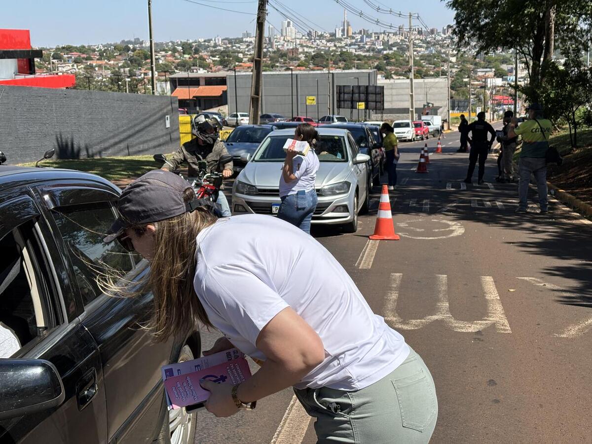 Saúde promove blitz educativa sobre prevenção ao suicídio e violência contra a mulher