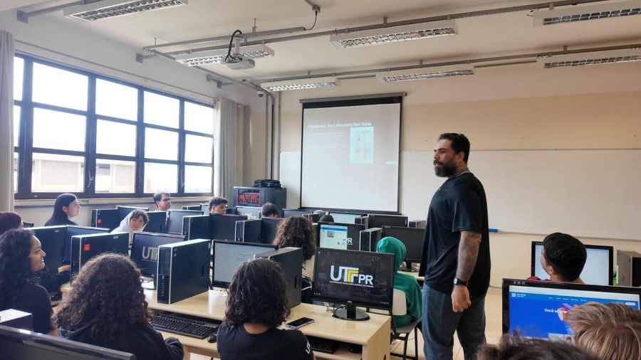 UTFPR Toledo oferece curso básico de Eletrônica e Automação para jovens do Programa Florir Toledo