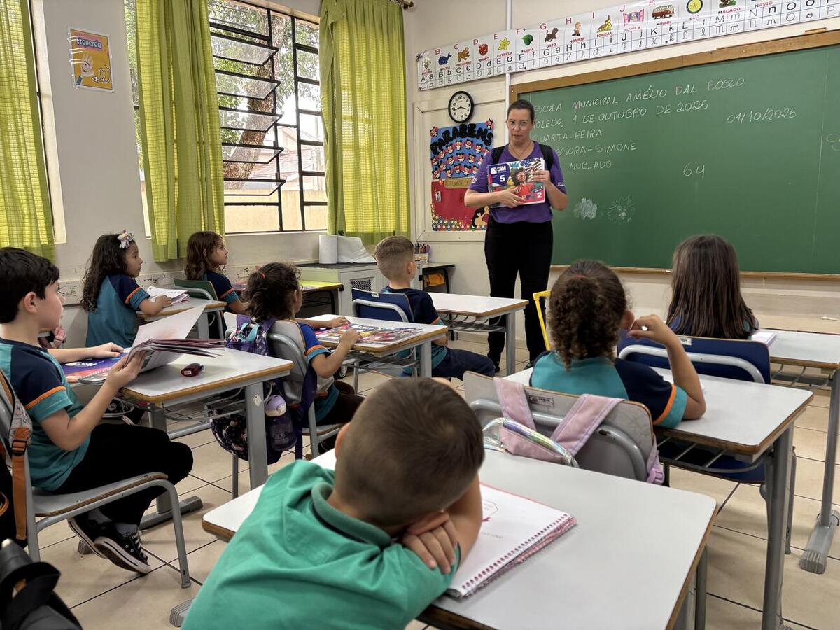 Professores e coordenadores da educação infantil participam de formação continuada