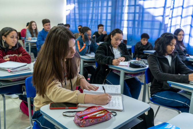 Aumento da educação em tempo integral impulsiona Paraná no Anuário da Educação Básica