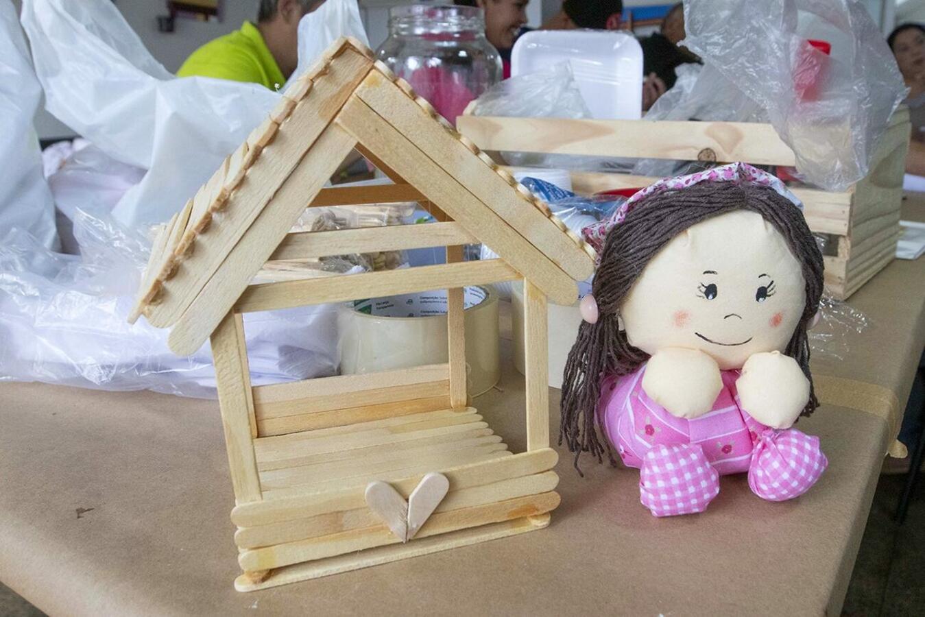 Caps de Toledo passam a oferecer oficinas terapêuticas de artesanato