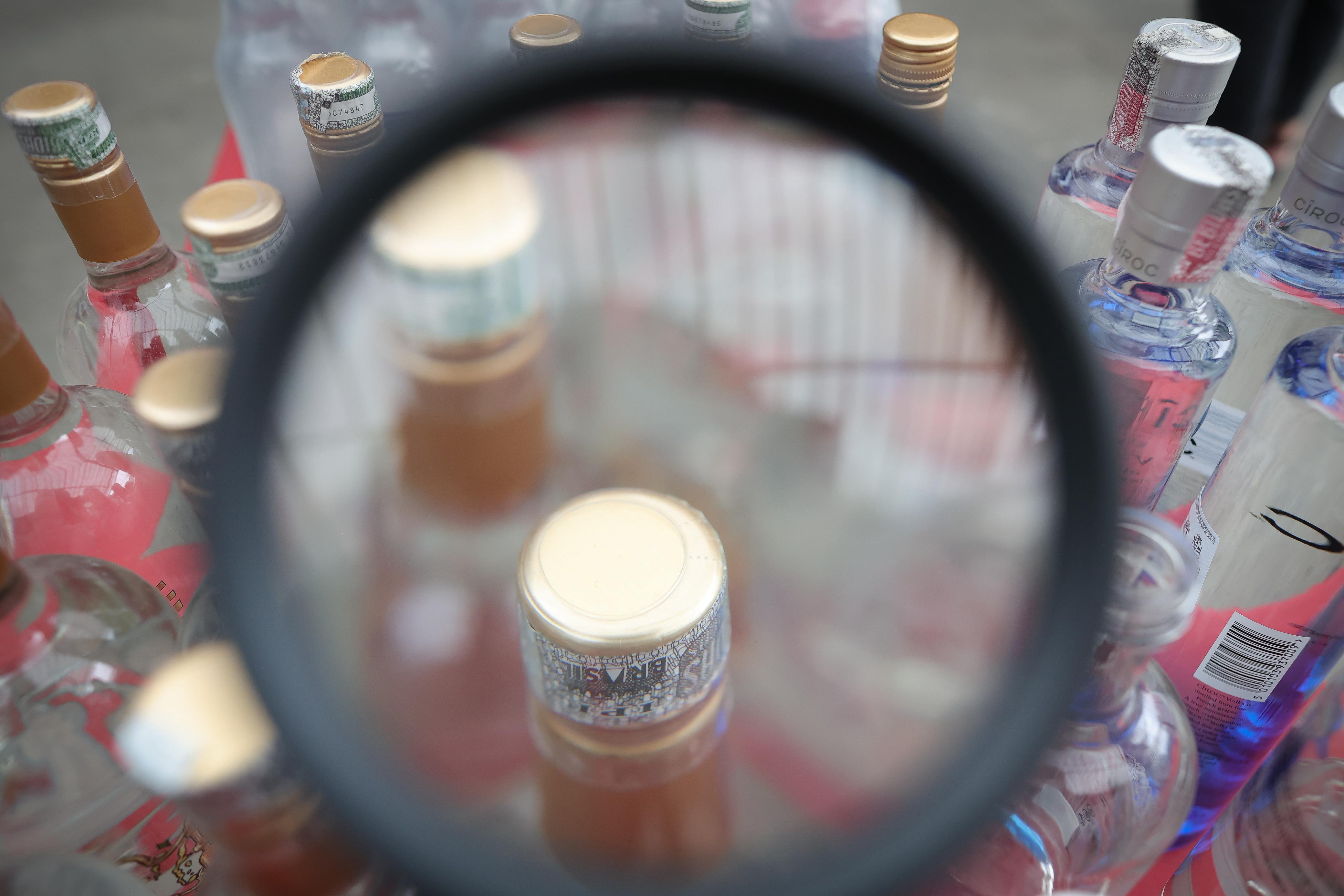 Brasil tem 47 casos de intoxicação por metanol; mortes chegam a nove