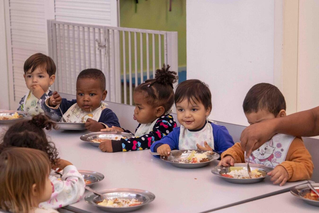 Toledo garante qualidade em refeições de Cmeis e escolas da rede municipal