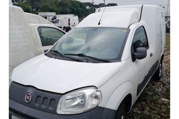 Sanepar vai leiloar veículos com preços até 55% abaixo do valor da tabela