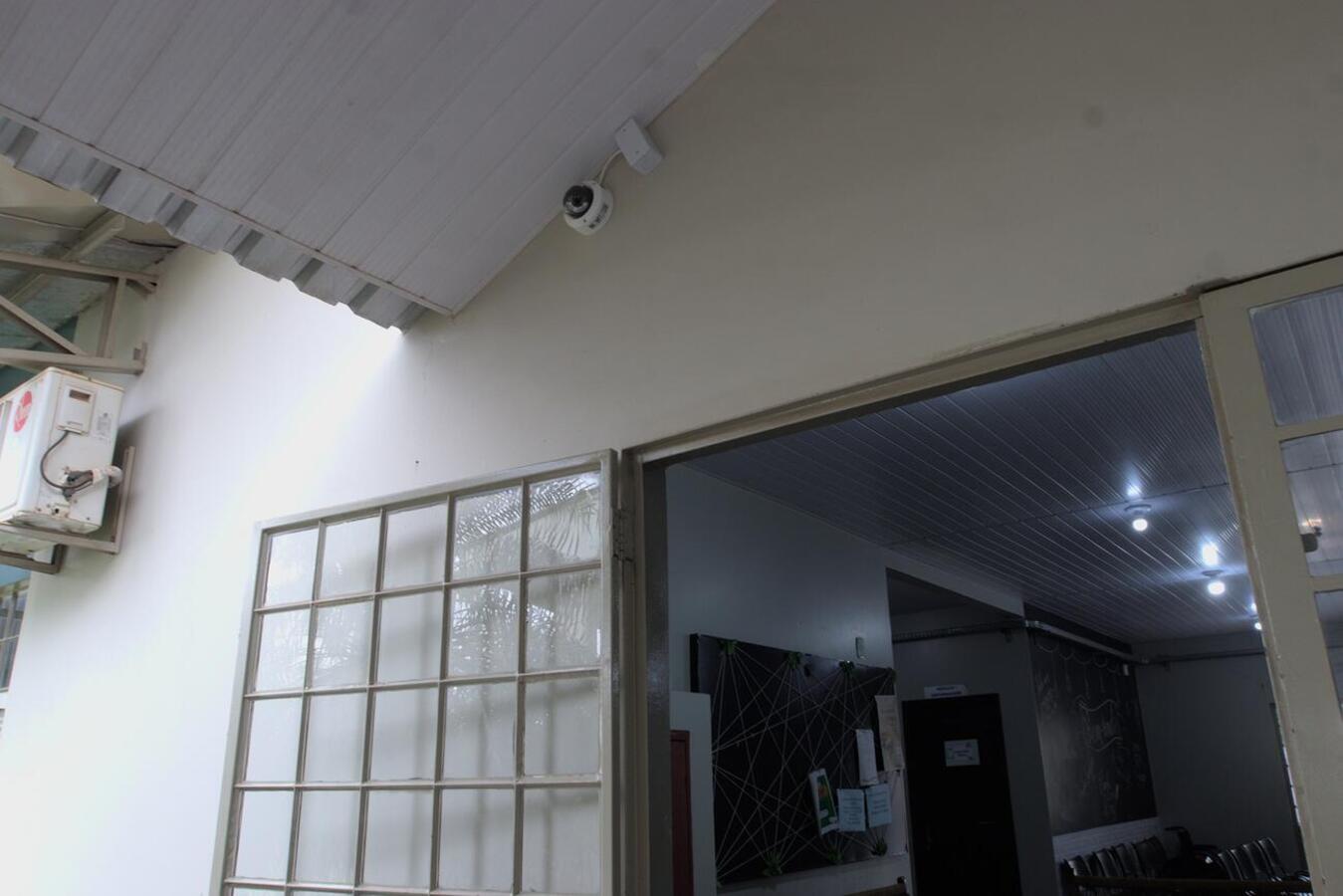 Certi do Jardim Coopagro recebe instalação de câmeras de segurança