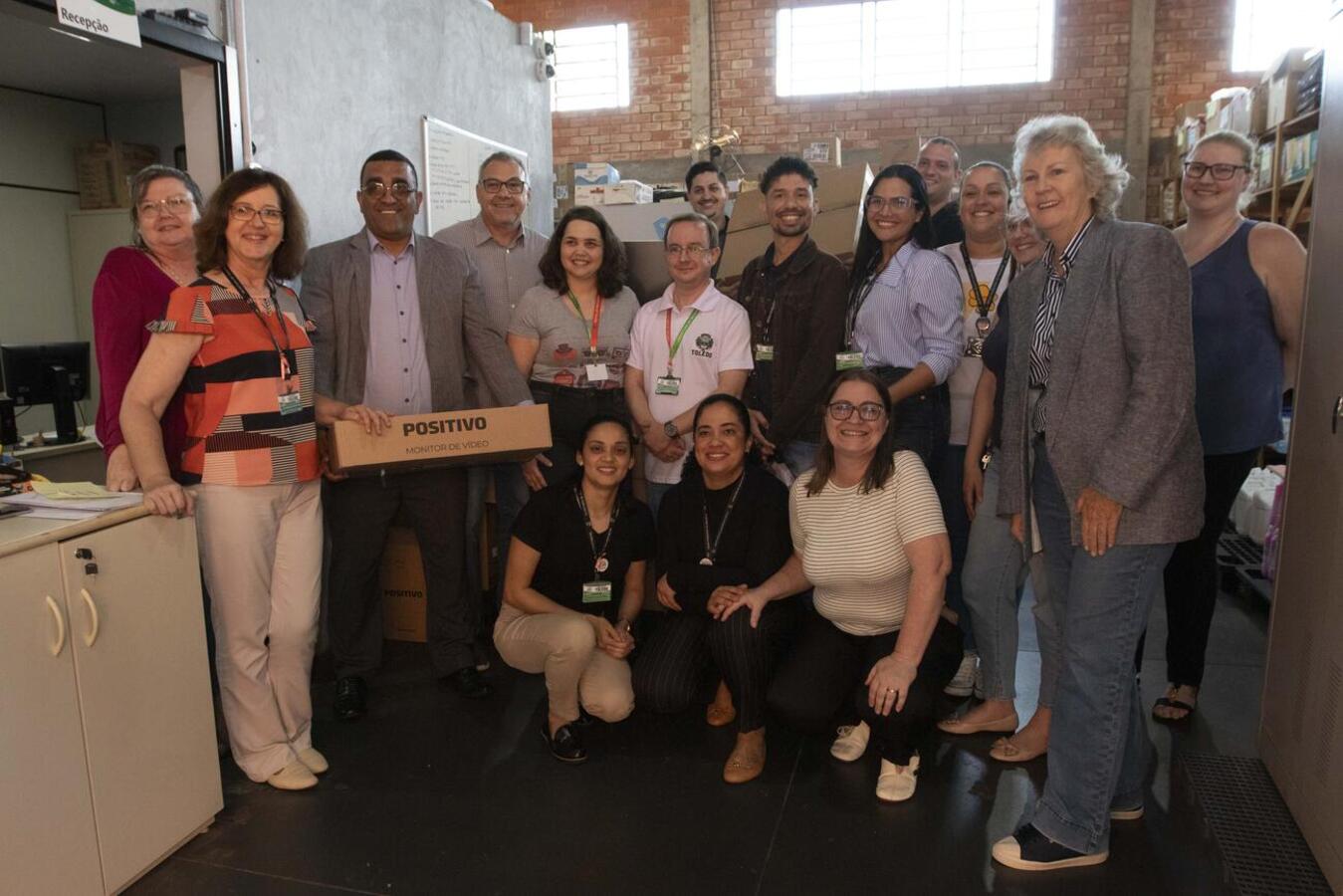 Secretaria de Assistência Social recebe novos equipamentos de informática