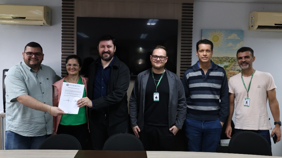 Câmara de Toledo empossa servidor efetivo na área da Tecnologia da Informação