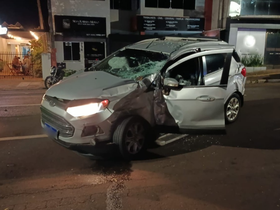 Colisão entre carro e ônibus deixa duas mulheres feridas em Toledo