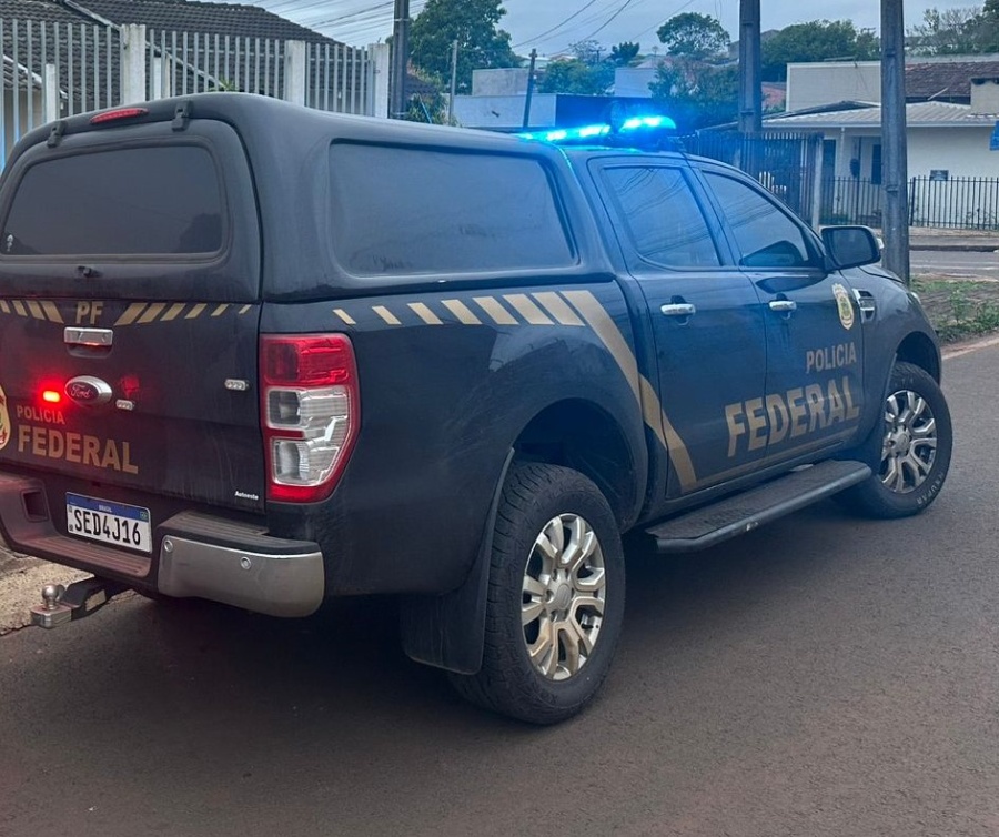 Polícia Federal deflagra operação contra uso irregular de escoltas armadas em esquema de descaminho no Paraná