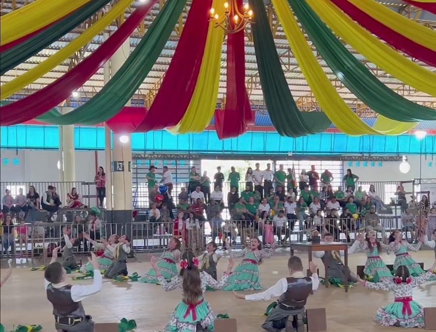 17º Festoart reúne mais de 1.500 participantes e celebra a cultura gaúcha em Toledo