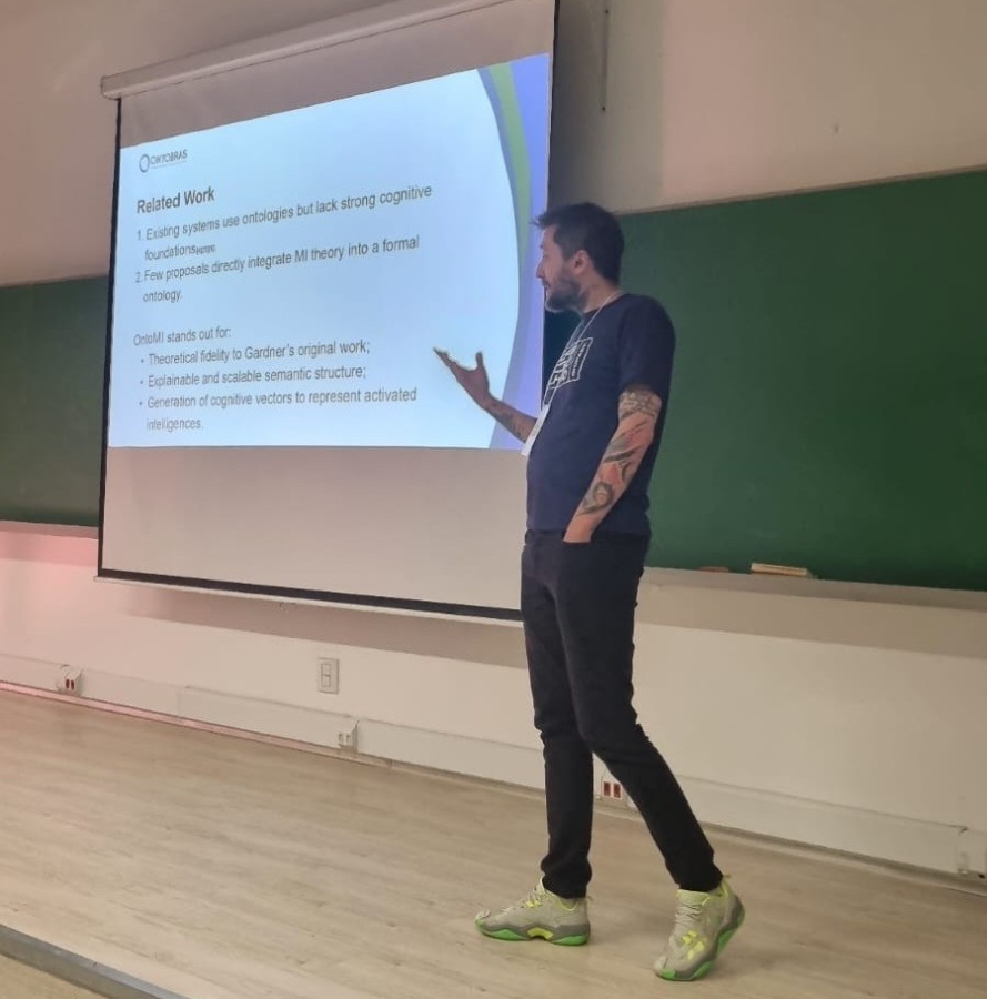 Discente do PPGComp recebe Menção honrosa no Workshop de Teses e Dissertações em Ontologias (WTDO 2025)