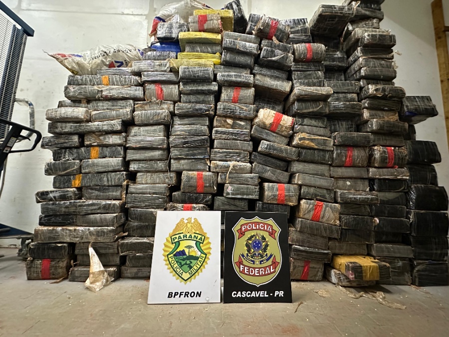 Polícia apreende caminhão com mais de 2 toneladas de drogas em Toledo