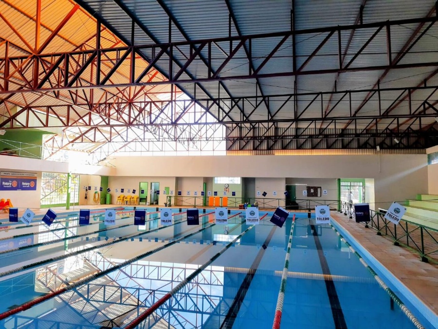 Matrículas para aulas de natação em Toledo seguem por fila de espera