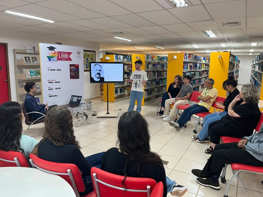 Semana Nacional do Livro e da Biblioteca: PUCPR Toledo promove Clube do Livro e oficinas abertas à comunidade