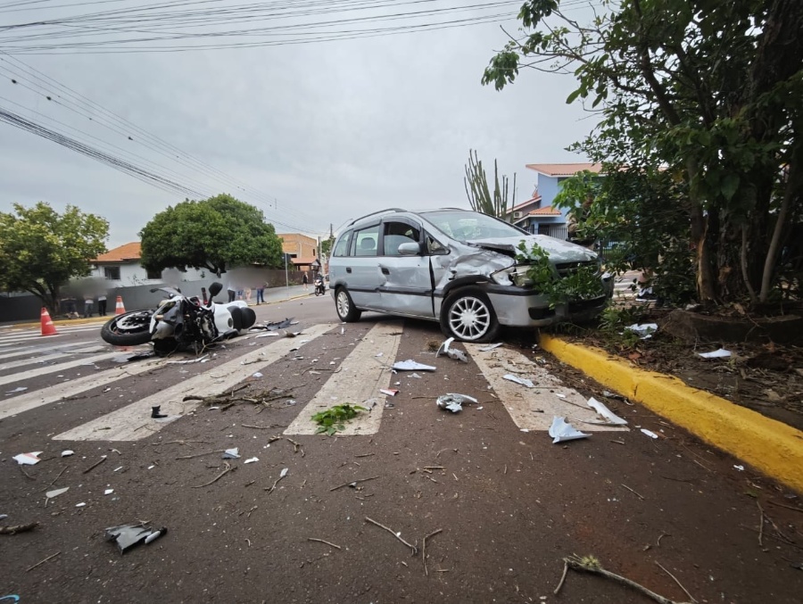 Motociclista vítima de acidente no Centro de Toledo morre no hospital