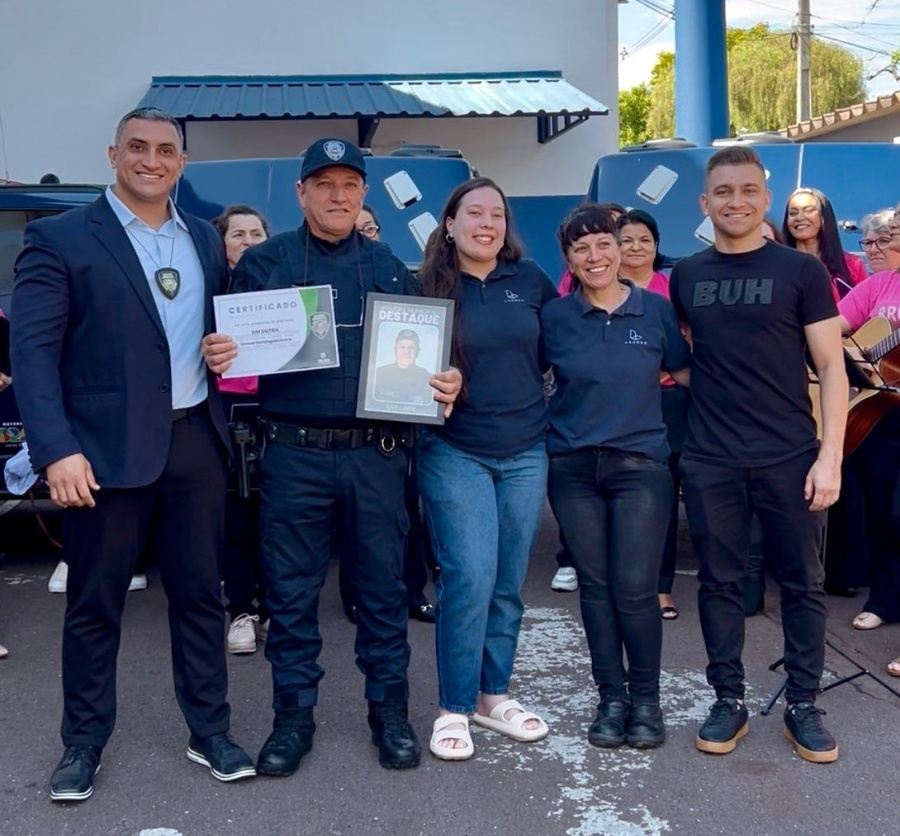 Guarda Municipal de Toledo homenageia agente como GM do Mês por salvar bebê engasgado