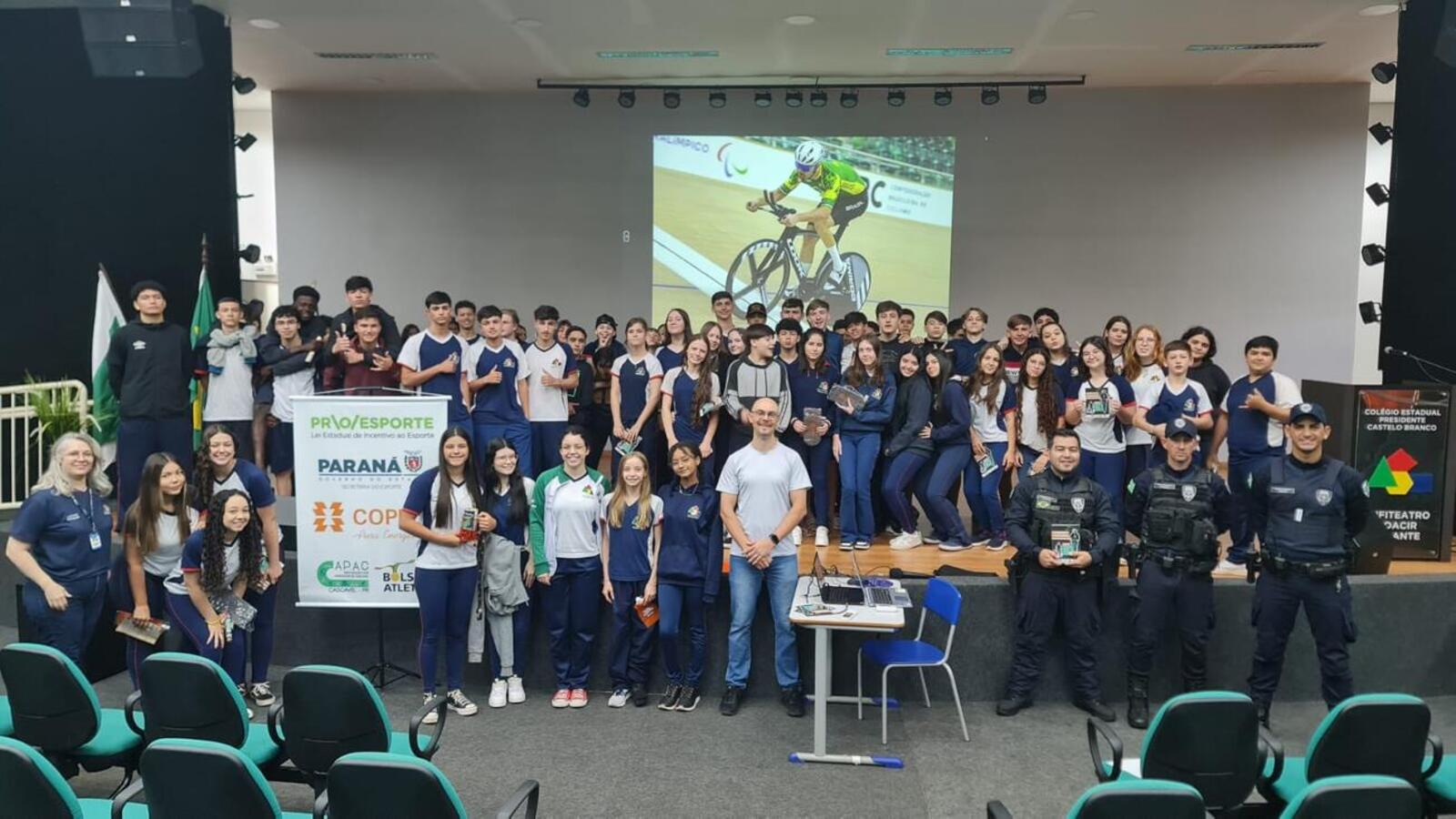 Ciclismo, superação e segurança pública é tema de palestra com estudantes
