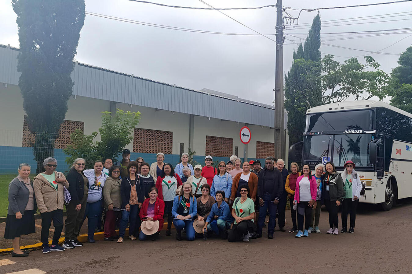 Viaja Mais 60 Paraná: Idosos atendidos pelos Certis participam de excursões