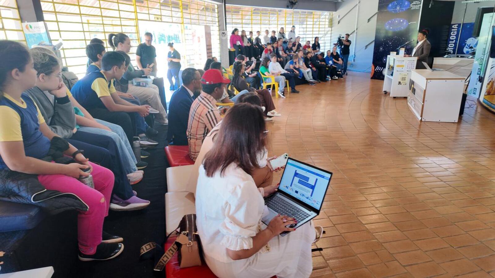 Igualdade racial é debatida no 'Afroconsciência: Memória, Arte e Resistência'