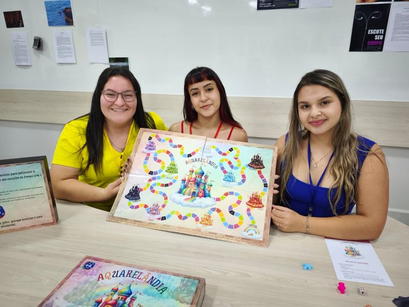 Alunas da FAG Toledo vencem Summit de Inovação com projeto para crianças autistas