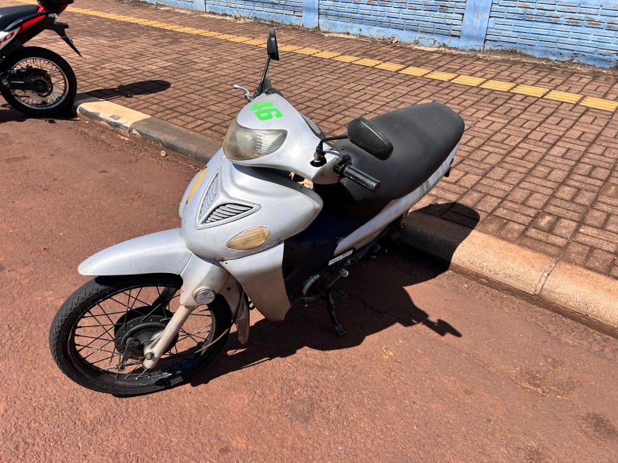 Guarda Municipal apreende motocicleta ???de estouro??? na Avenida Ministro Cirne Lima