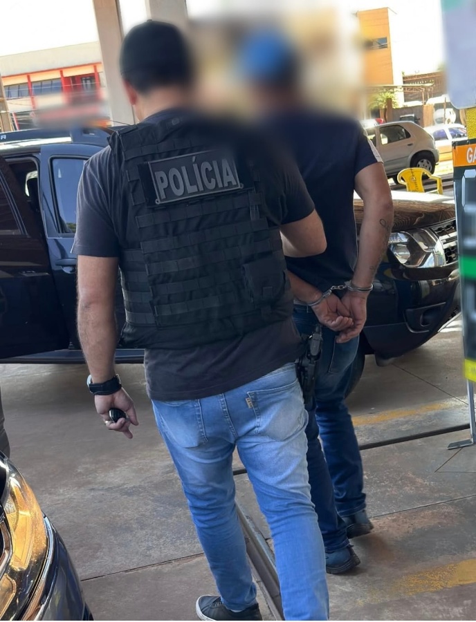 Homem é preso em Toledo por descumprir medida protetiva e é investigado por incêndio