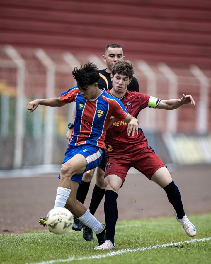 Toledo Esporte Clube goleia por 9 a 0 e avança em primeiro lugar do Grupo B na Copa Paraná Sub-16