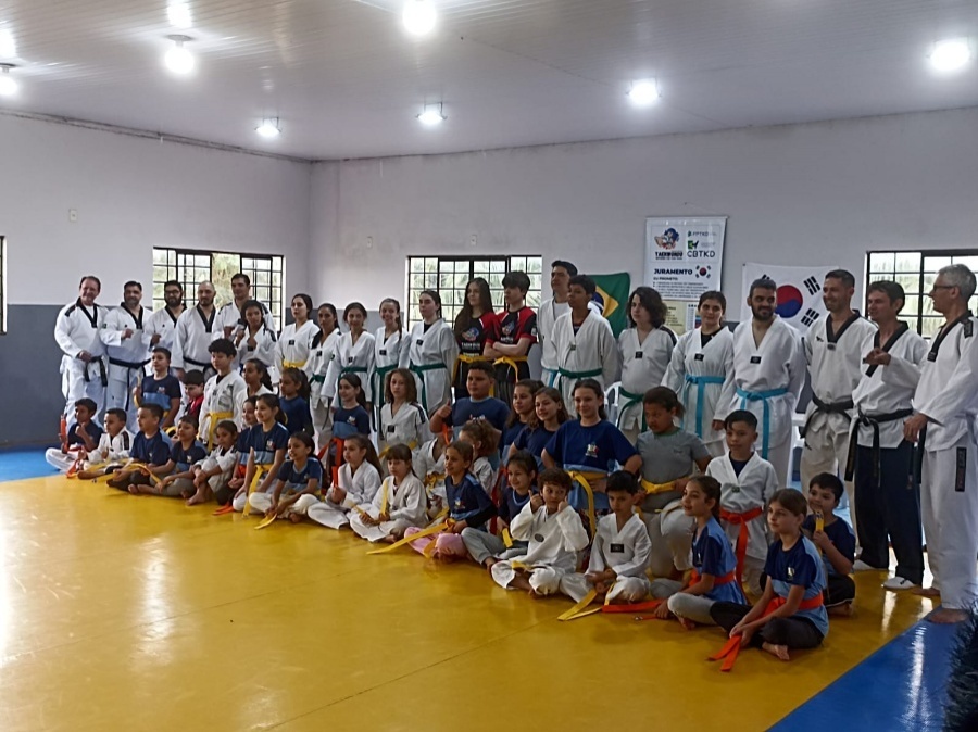 Associação Esportiva Taekwondo Team Toledo convoca associados para eleição da nova diretoria