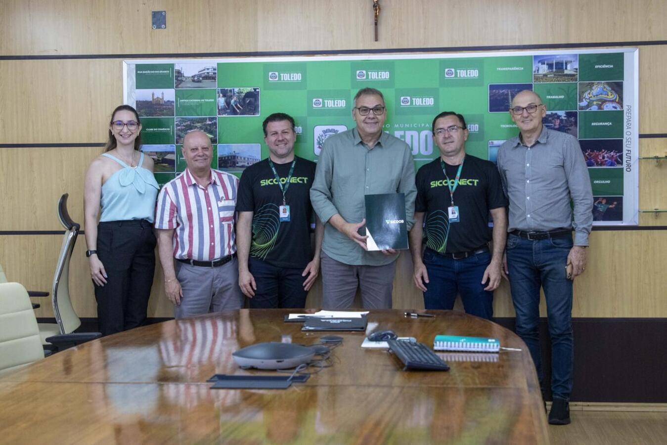 Prefeitura de Toledo formaliza abertura de conta para movimentação financeira