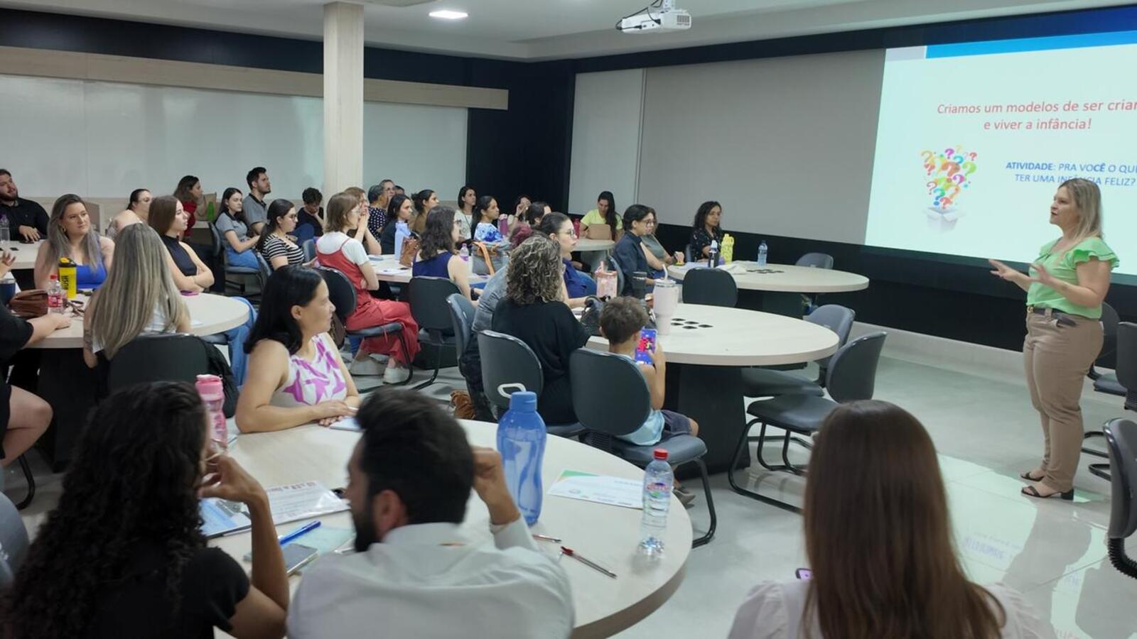 Assistência Social promove capacitação para aprimoramento dos serviços dos Creas