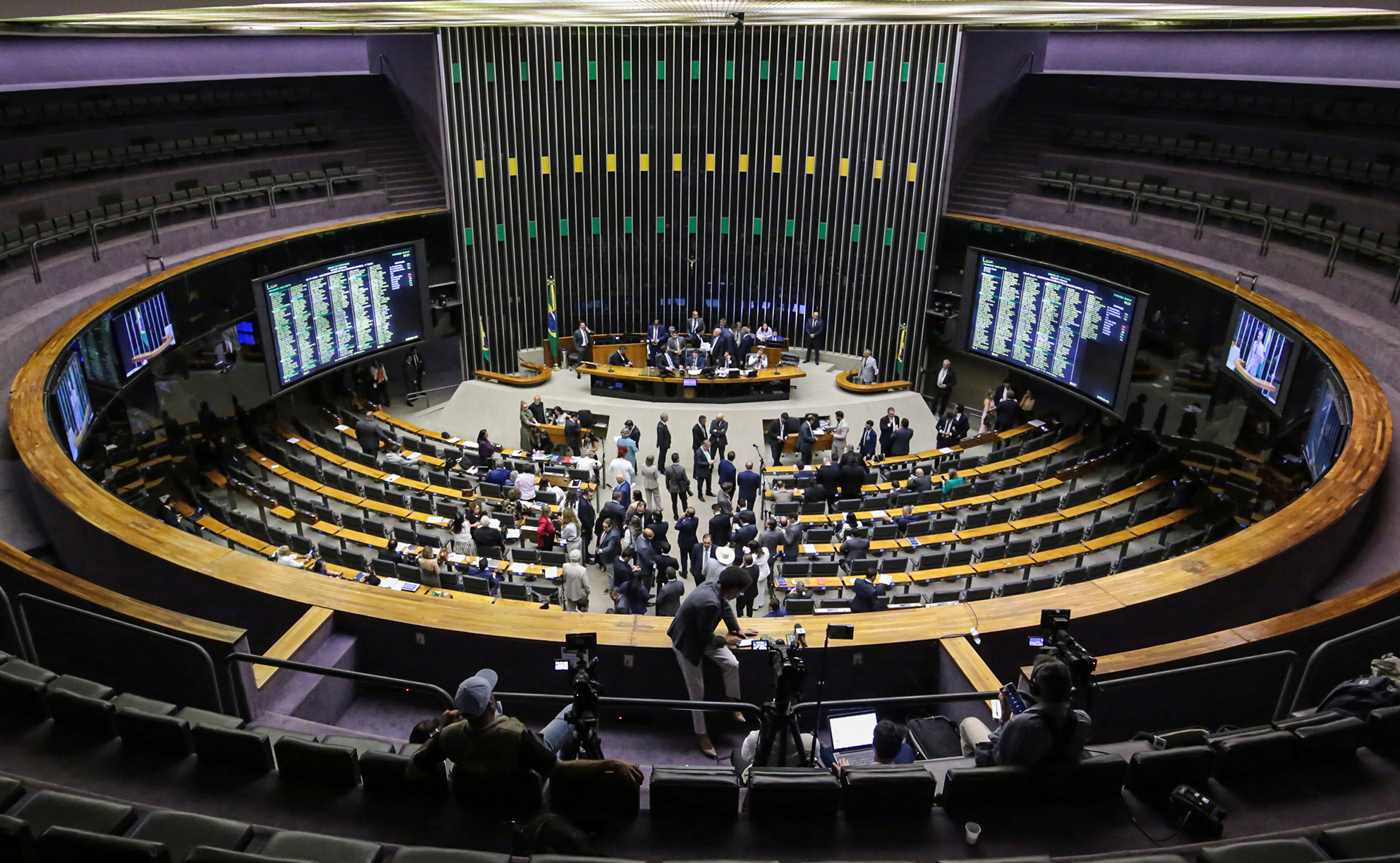Congresso entra na reta final de atividades do ano