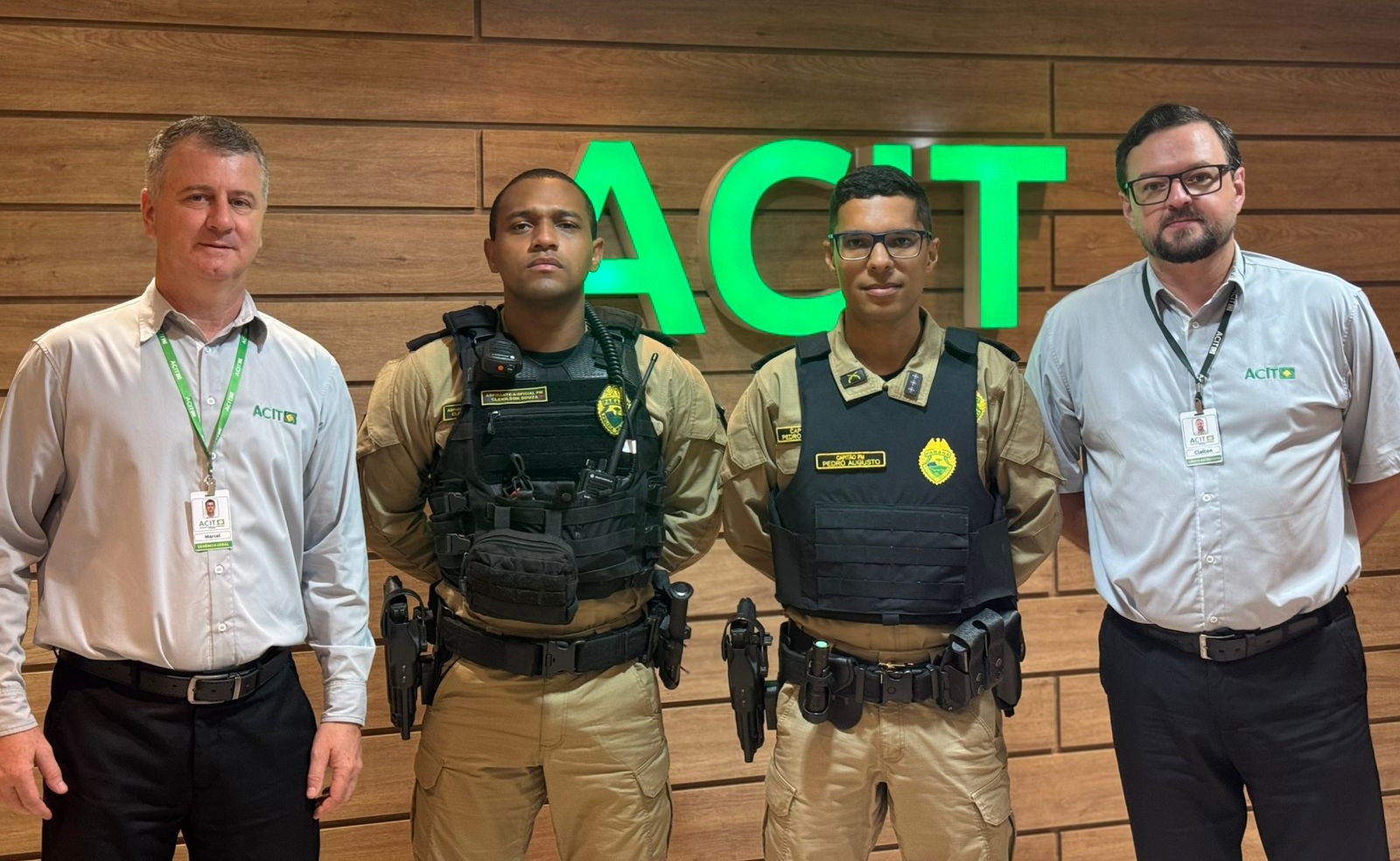 ACIT recebe representantes da Polícia Militar para tratar de ações preventivas de segurança no fim de ano