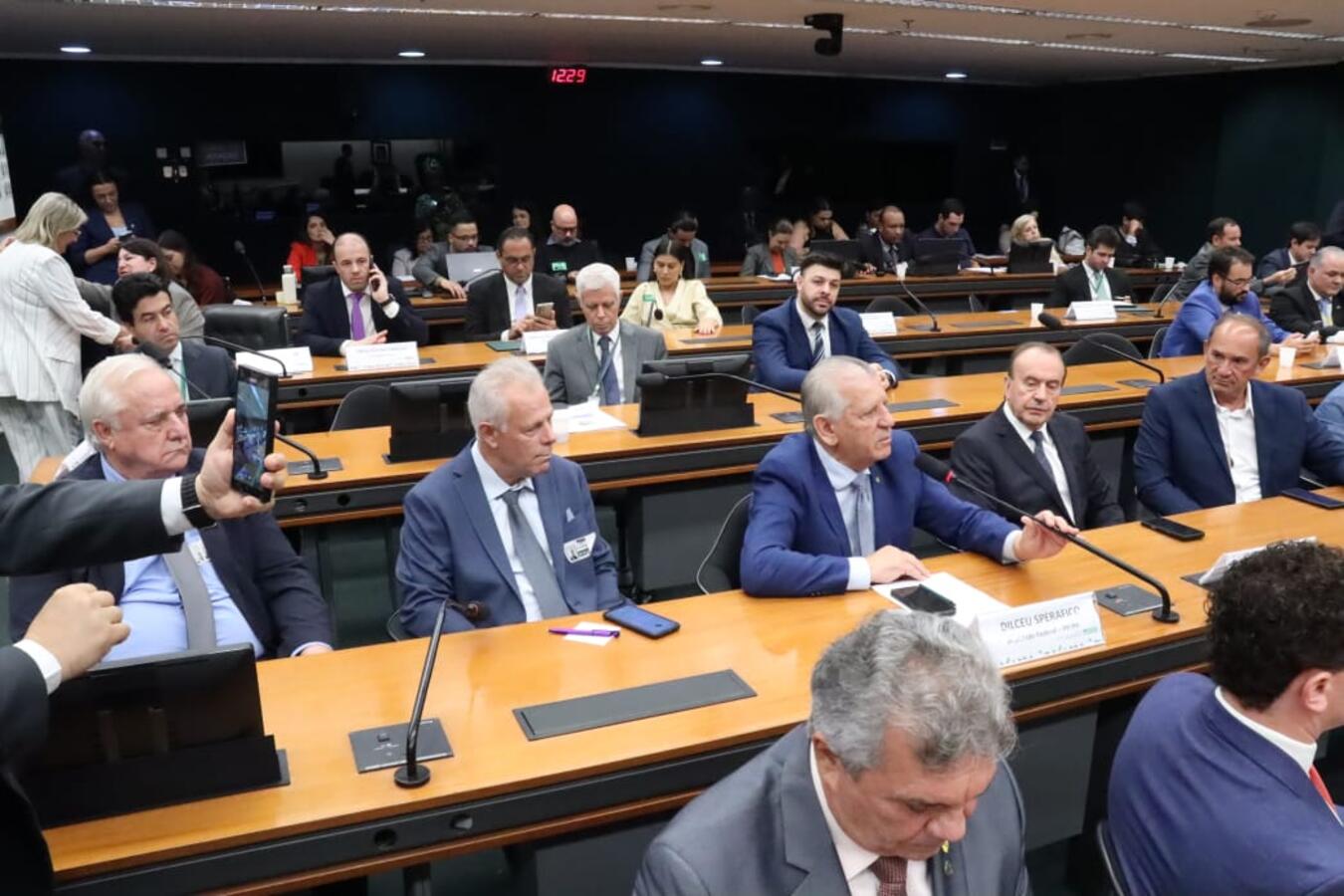 Projeto que concede a Toledo o título de 'Capital Nacional da Proteína Animal' avança na Câmara dos Deputados