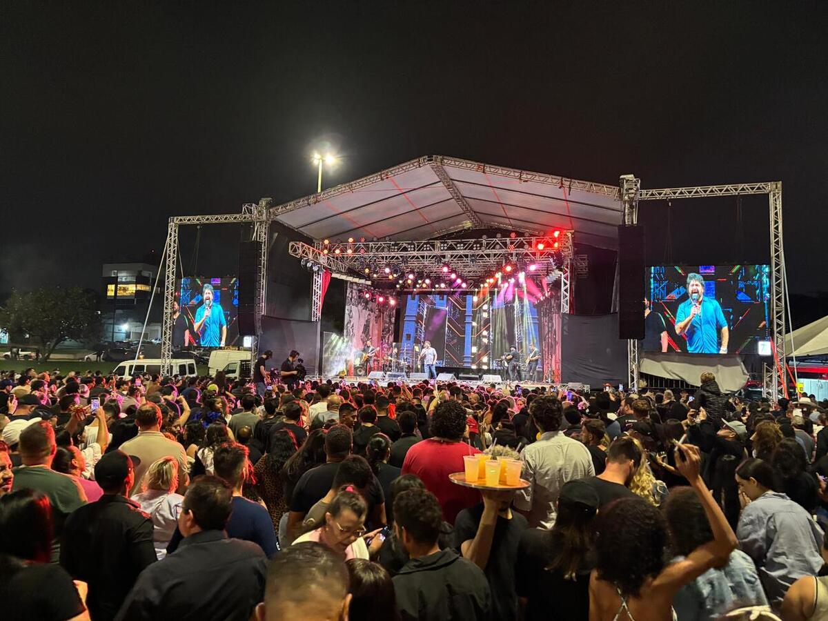Show com César Menotti e Fabiano marca a comemoração dos 73 anos de Toledo