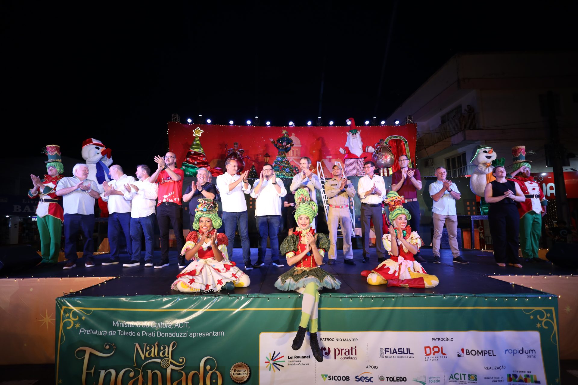 Após 40 dias de programação, chega ao fim a VIII Edição do Natal Encantado de Toledo