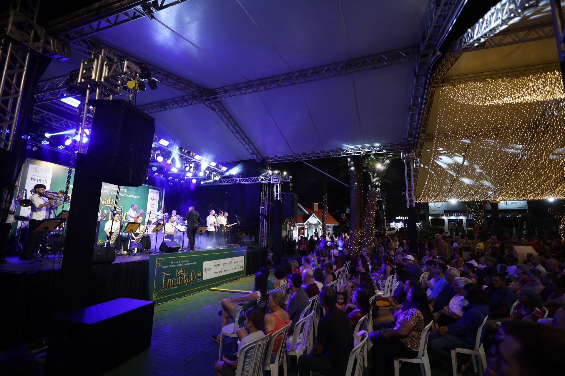 Natal Encantado de Toledo: Orquestra de Sopros de Marechal Cândido Rondon encerrou programação de 2025