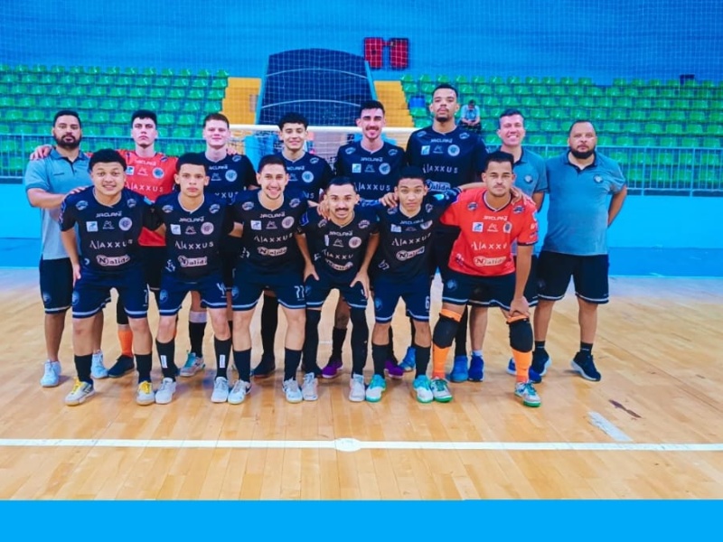 Esporte Futuro avança à semifinal do Paranaense Sub-20 após decisão emocionante nos pênaltis contra o Cascavel Futsal