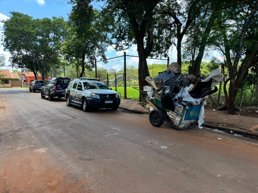 Homem tenta furtar fios, foge ao ver viatura, mas é preso pela Guarda Municipal em Toledo