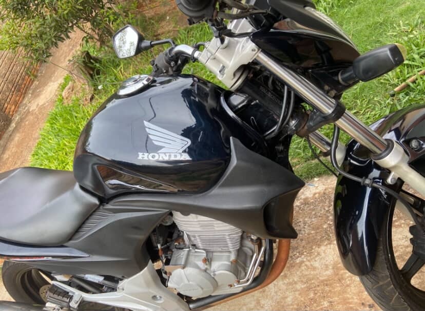 Motocicleta é furtada em estacionamento de empresa em Toledo