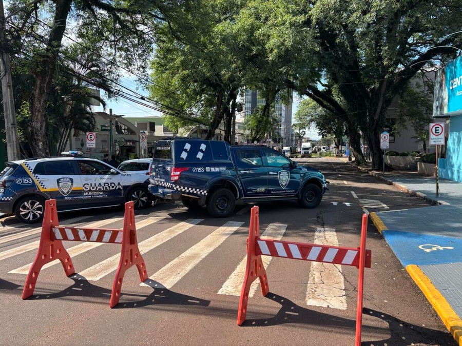 Rua Almirante Barroso será interditada nesta quarta-feira (10) para retirada de árvores com risco de queda