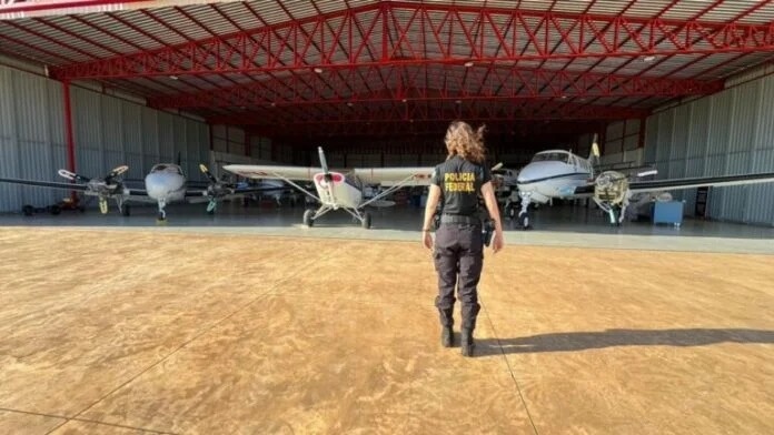 PF prende investigado em Toledo em desdobramento da Operação Red Flag, que apura esquema de tráfico aéreo de drogas