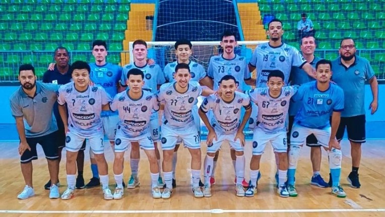 Esporte Futuro goleia o CAD por 5 a 1 e abre vantagem na semifinal do Paranaense Sub-20 de Futsal