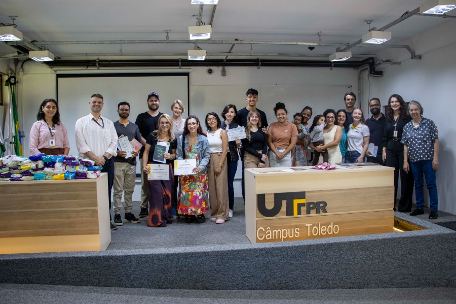 UTFPR Toledo realiza cerimônia de premiação do IV Concurso de Poesia e do IV Concurso de Fotografia