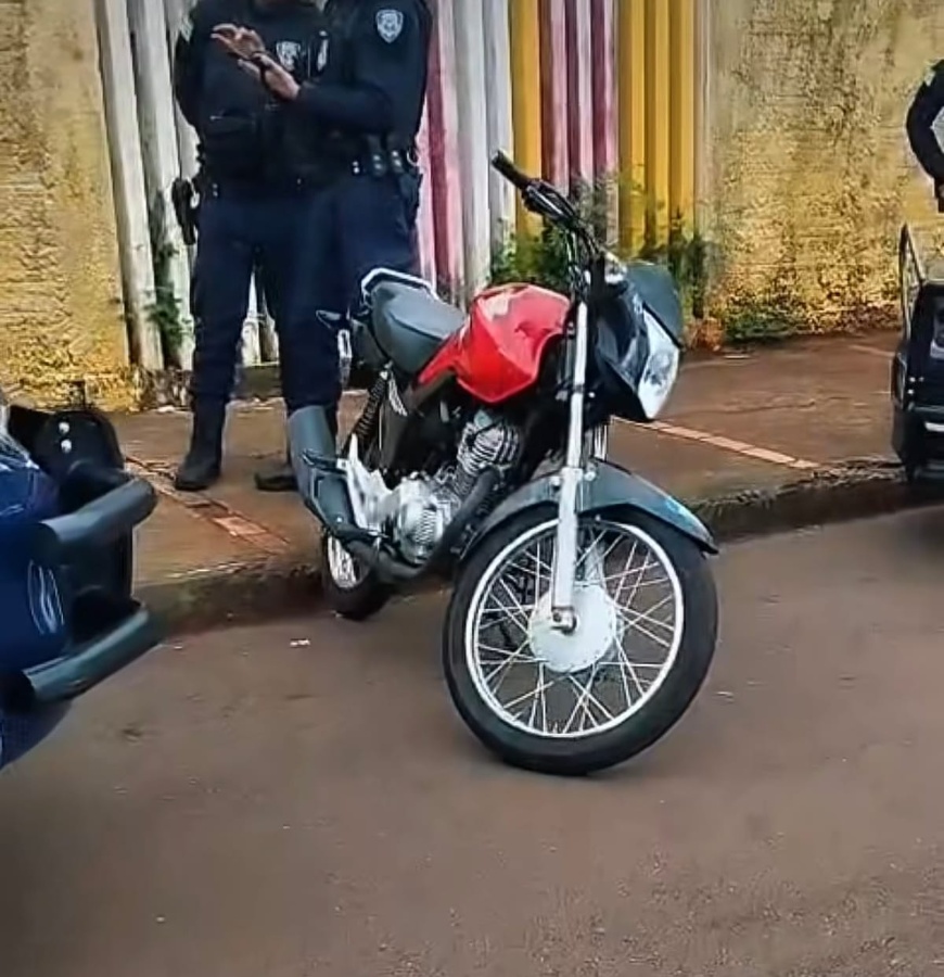 Guarda Municipal intercepta motocicleta adulterada e com escape irregular na Vila Boa Esperança