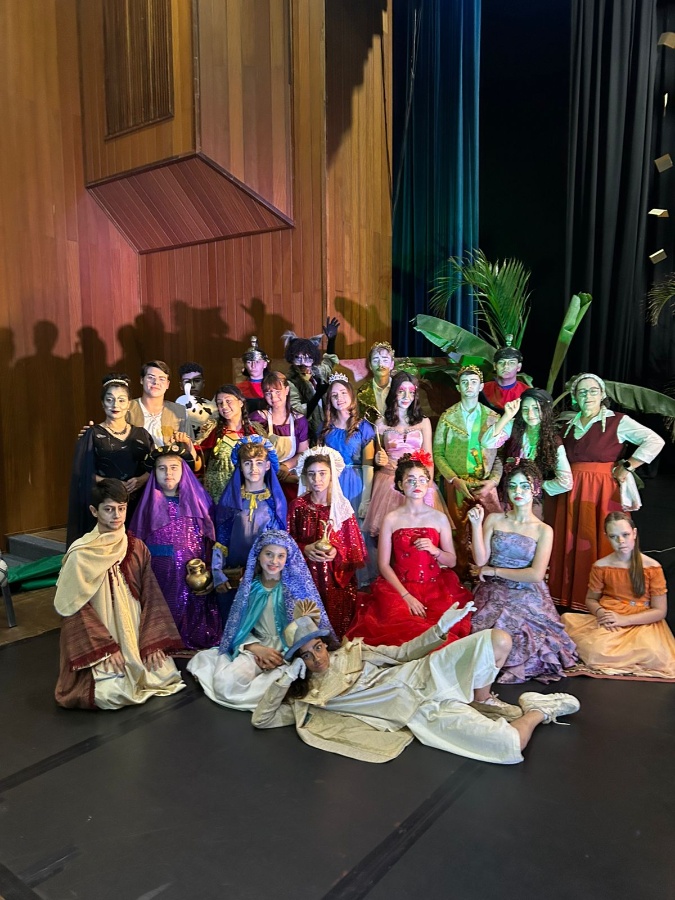 Ação Social São Vicente de Paulo emociona público com o espetáculo 'Caminhos da Floresta'